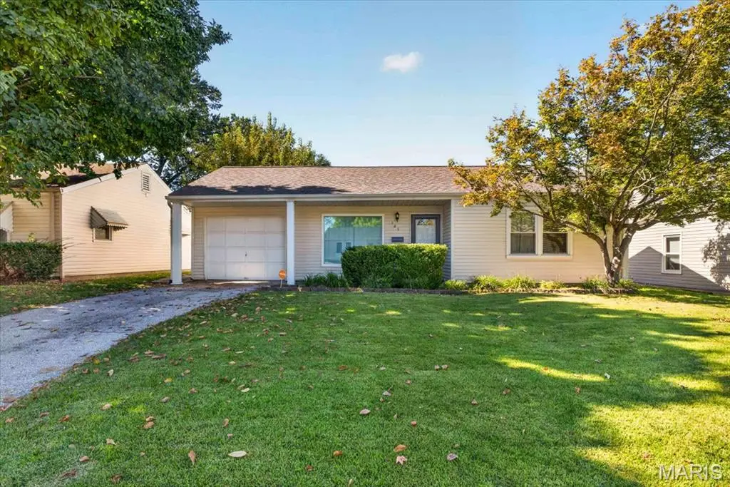 165 Brackleigh Lane, Florissant, MO 63031 - #1