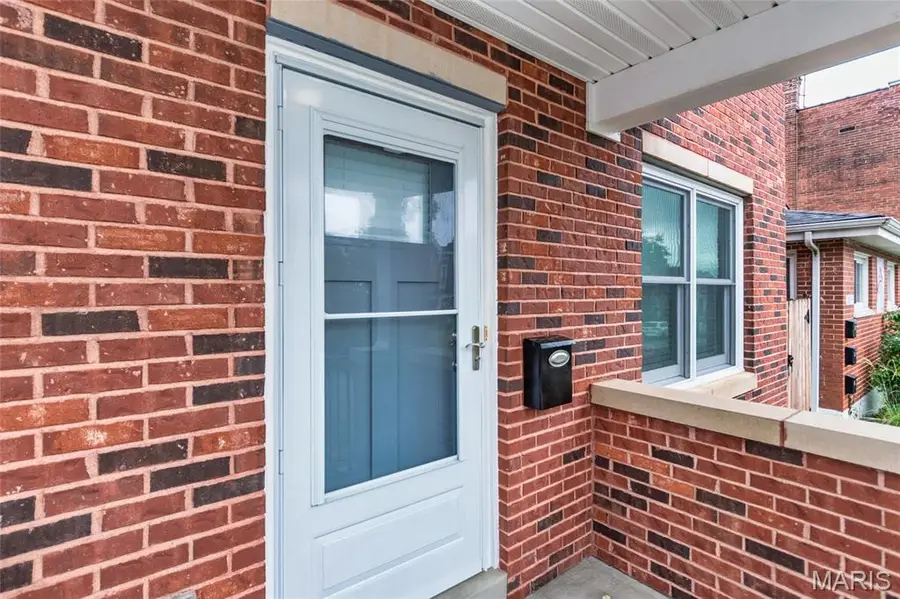 3832 Mcree Ave, Saint Louis, MO 63110 - #2