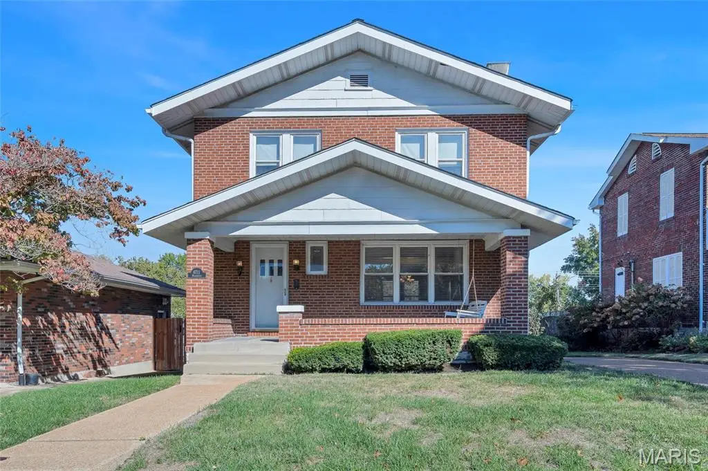 6711 Marquette Avenue, Saint Louis, MO 63139 - #1