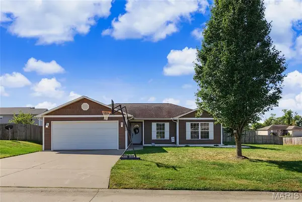 200 Silver Hawk Lane, Cape Girardeau, MO 63701