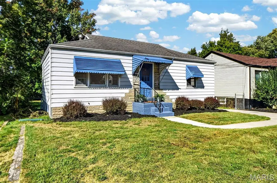 3625 Boswell Avenue, Saint John, MO 63114 - #2