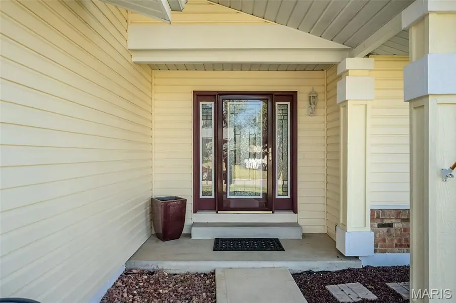 22 Carriage Way W, Saint Peters, MO 63376 - #3
