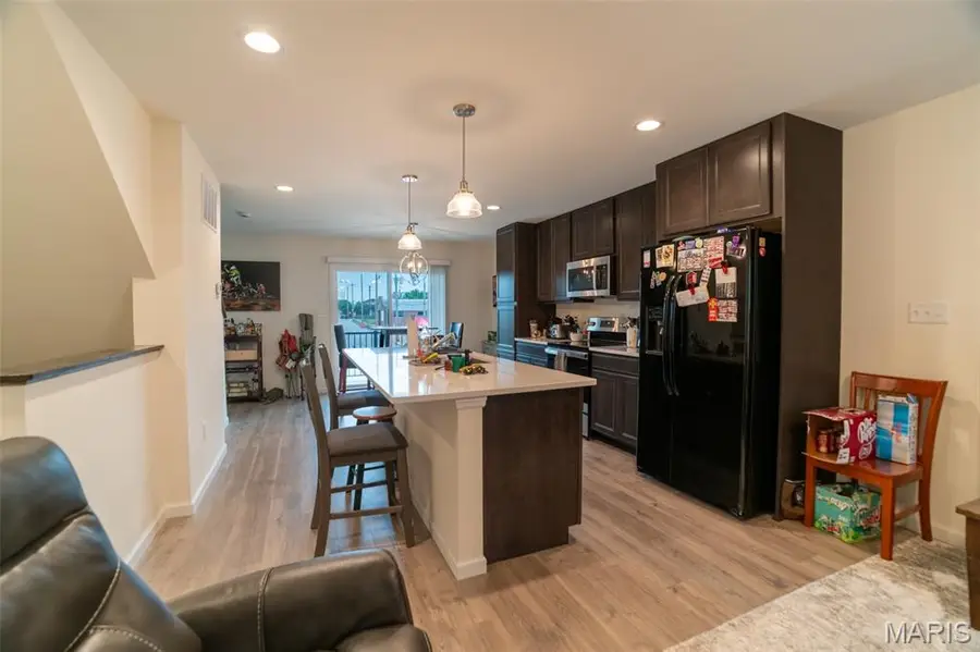 5004 Daggett Avenue, Saint Louis, MO 63110 - #3
