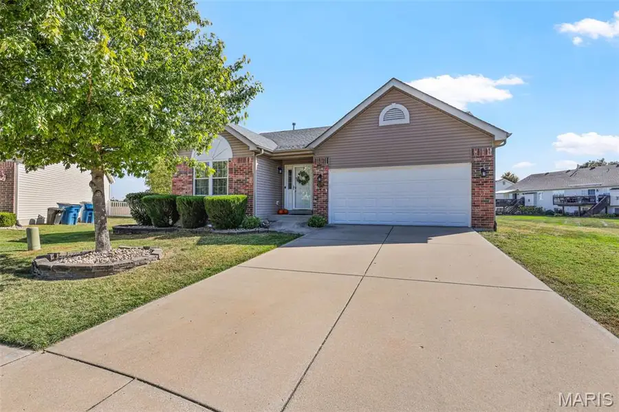 2275 Haverford Ct, Maryville, IL 62062 - #2