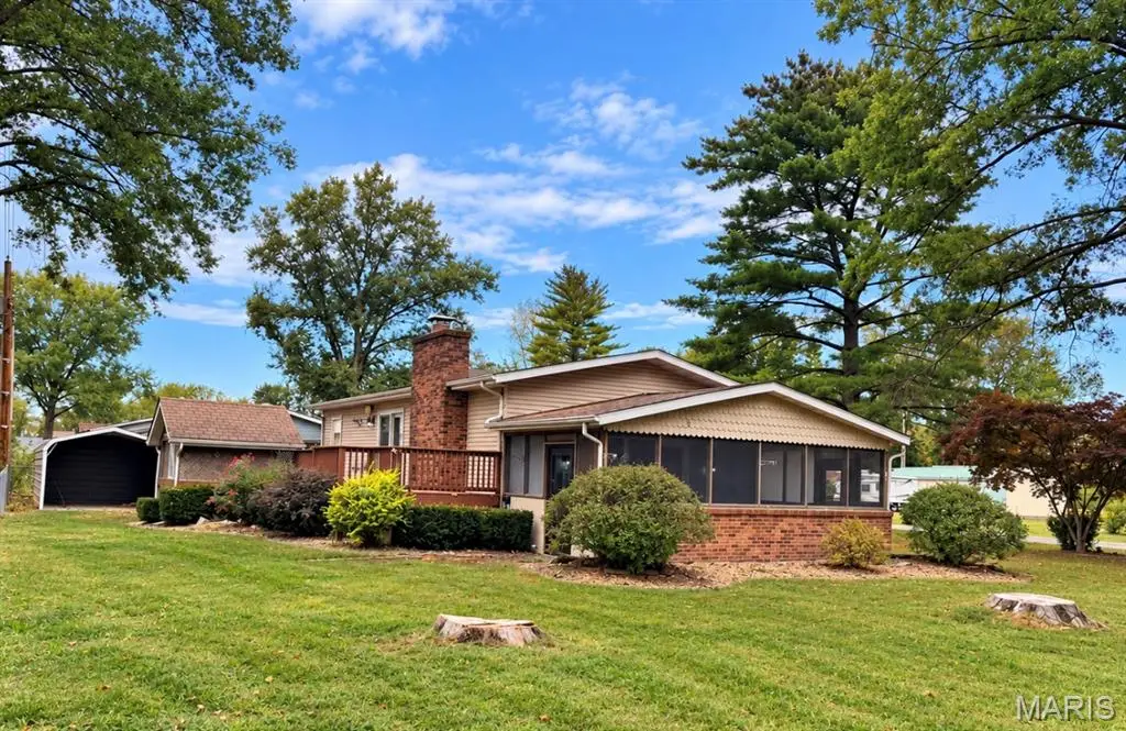 18812 Mary Jane Lane, Carlyle, IL 62231 - #1