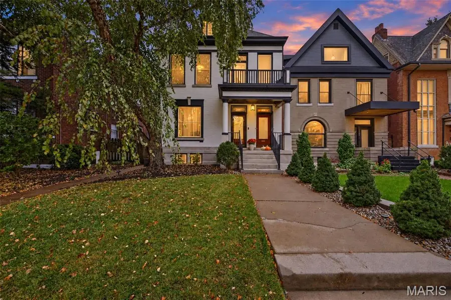 4420 Laclede Avenue, Saint Louis, MO 63108 - #2