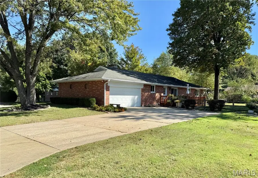 35 Connie Drive, Saint Charles, MO 63301 - #3