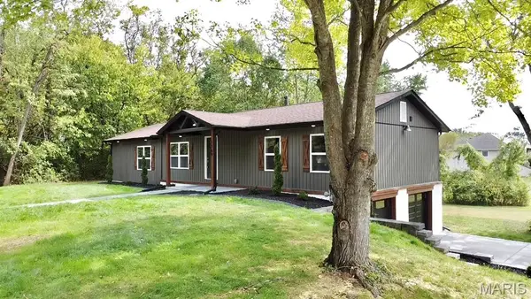 1169 San Juan Drive, Edwardsville, IL 62025