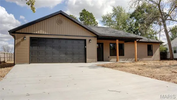 153 Crescent Drive, Lebanon, MO 65536