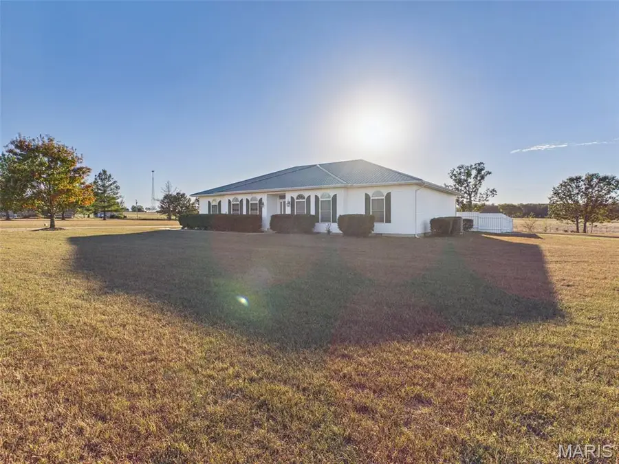 23379 Redwing Lane, Lebanon, MO 65536 - #2