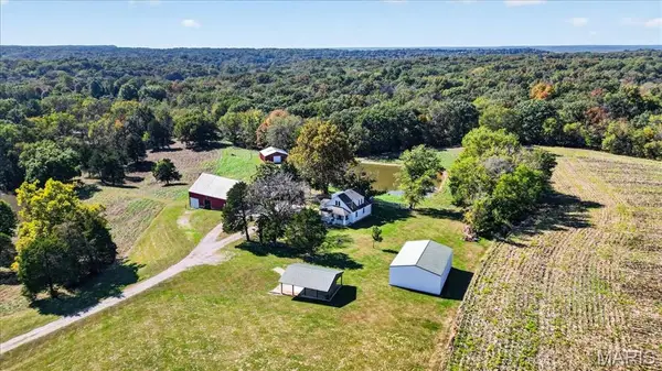 8329 Andy Road, Waterloo, IL 62298