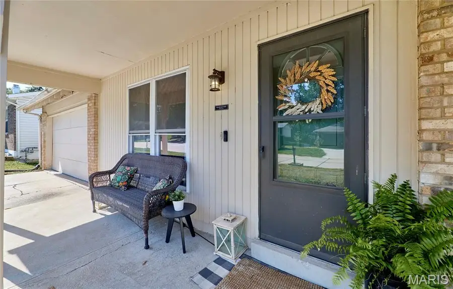24 Lemon Tree Drive, Saint Peters, MO 63376 - #3