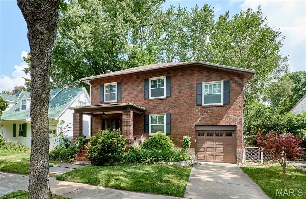 6909 Dartmouth Avenue, Saint Louis, MO 63130 - #1