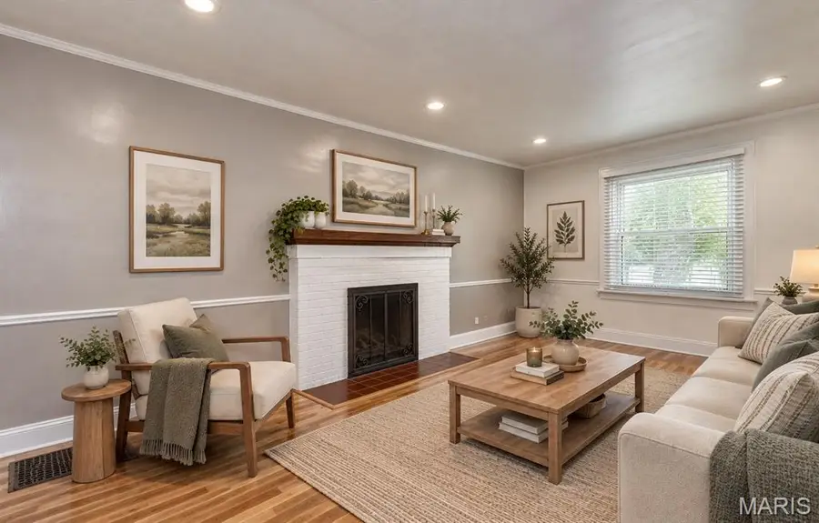 6909 Dartmouth Avenue, Saint Louis, MO 63130 - #3