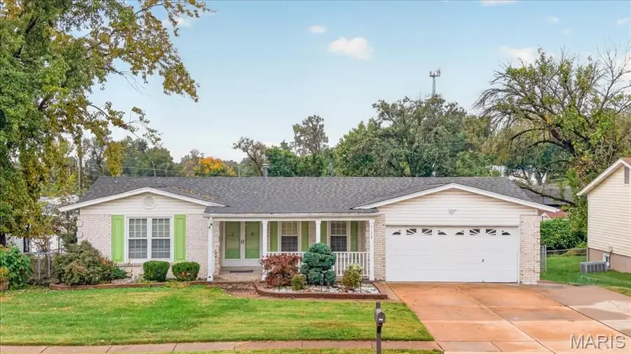 2130 Bienville Drive, Florissant, MO 63031 - #3
