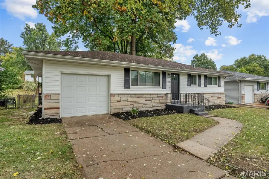 455 Myrtle Drive, Florissant, MO 63031 - #3