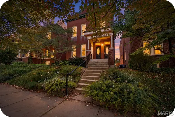 3884 Connecticut Street, St Louis, MO 63116