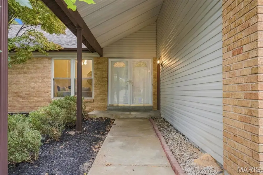 12226 Autumn Dale Court, Maryland Heights, MO 63043 - #2