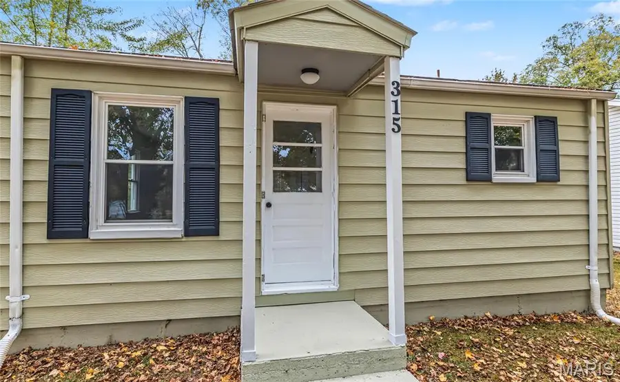 315 W James Boulevard, Saint James, MO 65559 - #2