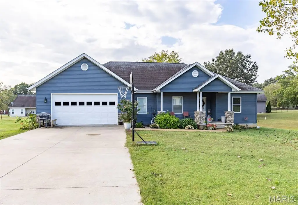 2406 W Donna Drive, Poplar Bluff, MO 63901 - #1