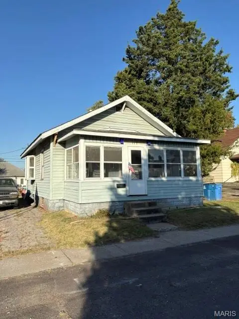 117 N Pence Street, East Alton, IL 62024 - #1