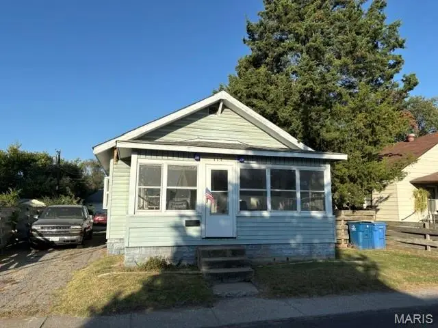 117 N Pence Street, East Alton, IL 62024 - #2