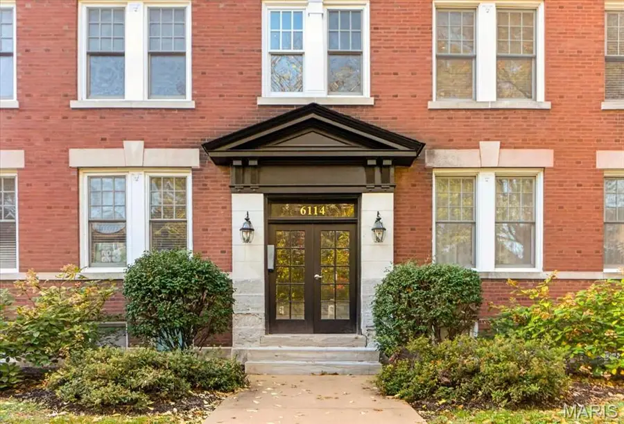 6114 Washington Boulevard #202, Saint Louis, MO 63112 - #2