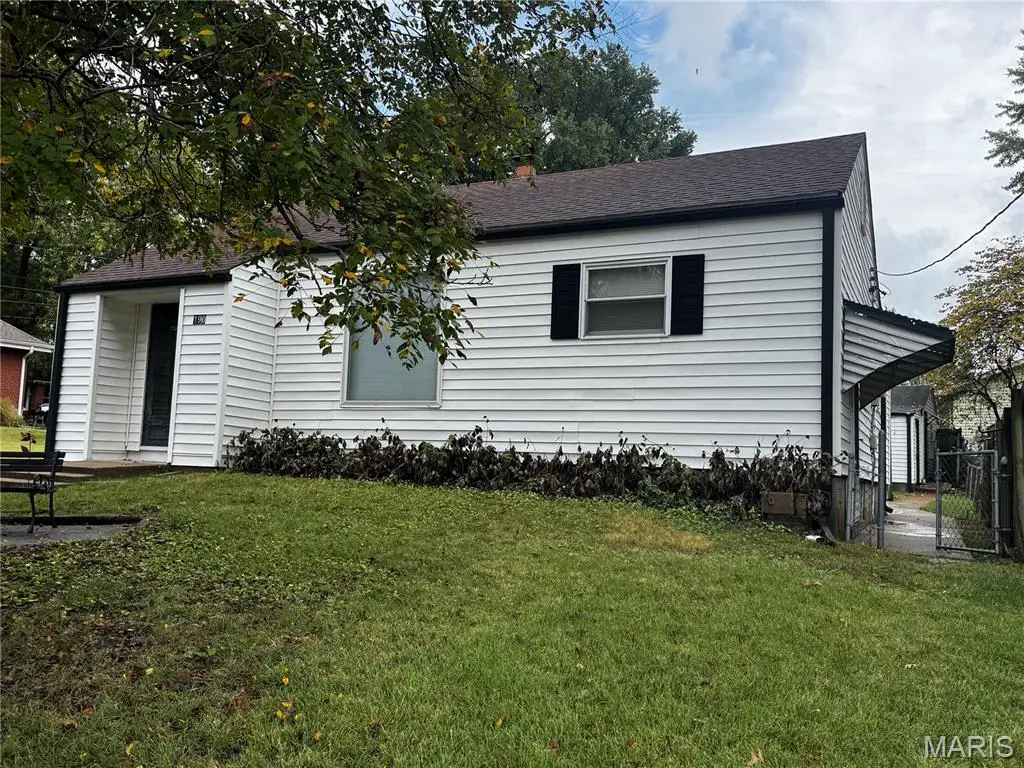 190 N New Florissant Road, Florissant, MO 63031 - #1