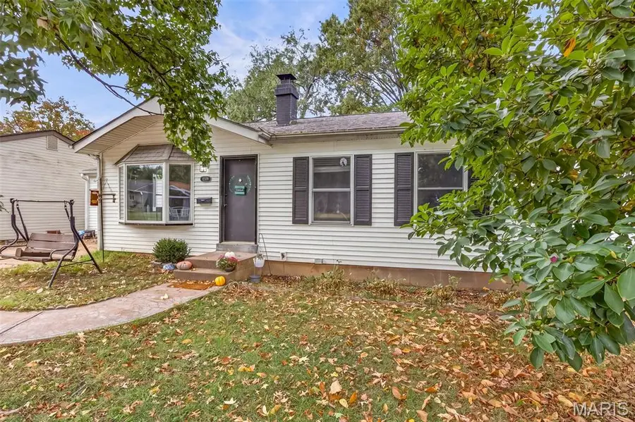 12139 Belaire Place, Maryland Heights, MO 63043 - #3