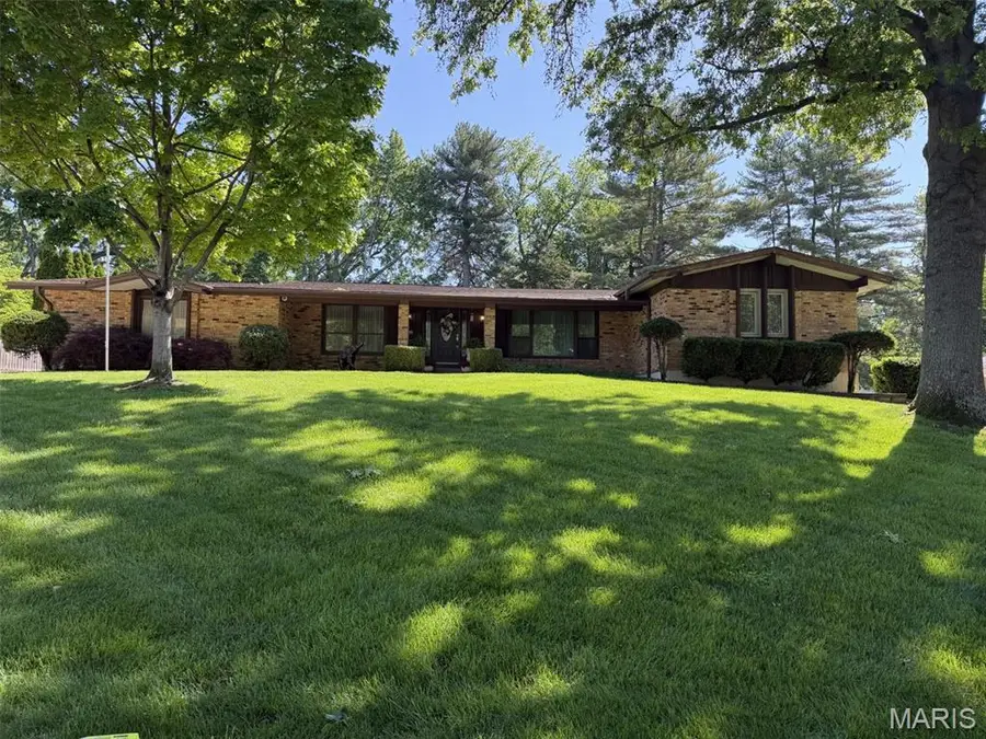 14167 Parliament Drive, Chesterfield, MO 63017 - #2