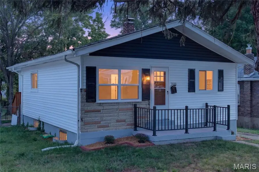 7530 Trenton Avenue, University City, MO 63130 - #2