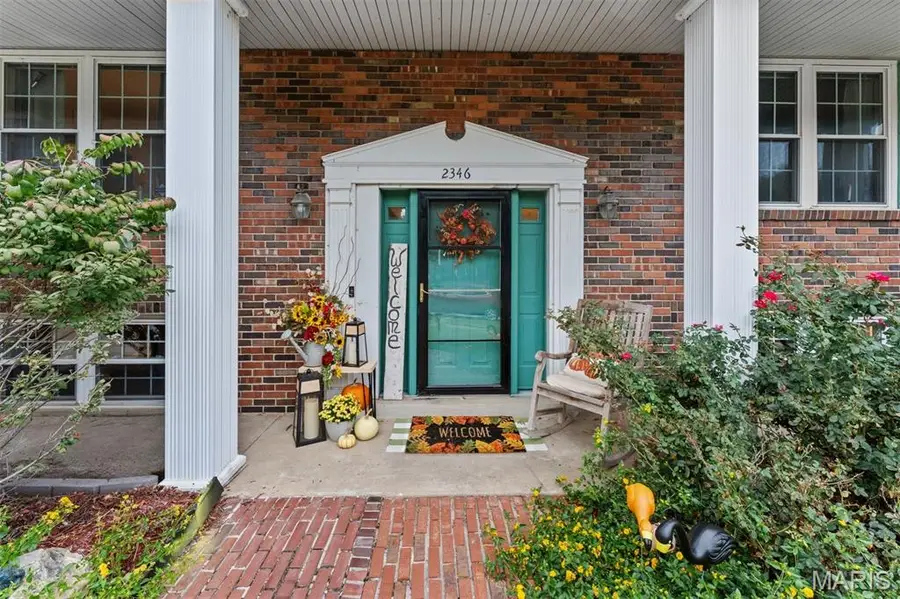 2346 Wesglen Estates Drive, Maryland Heights, MO 63043 - #3