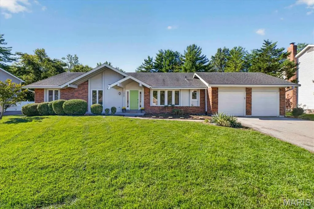 1455 Sycamore Manor Drive, Chesterfield, MO 63017 - #1