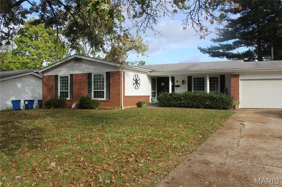 6 Cornflower Court, Florissant, MO 63033 - #3