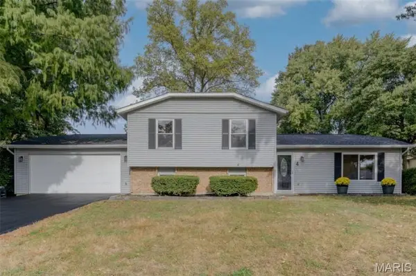 4 Newberry Court, St Peters, MO 63376