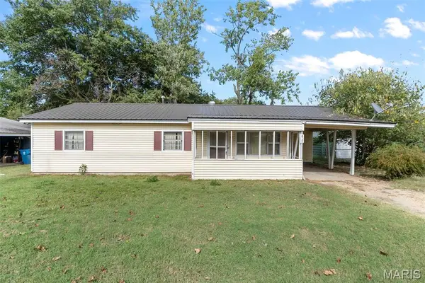 412 E Union Street, Clarkton, MO 63837