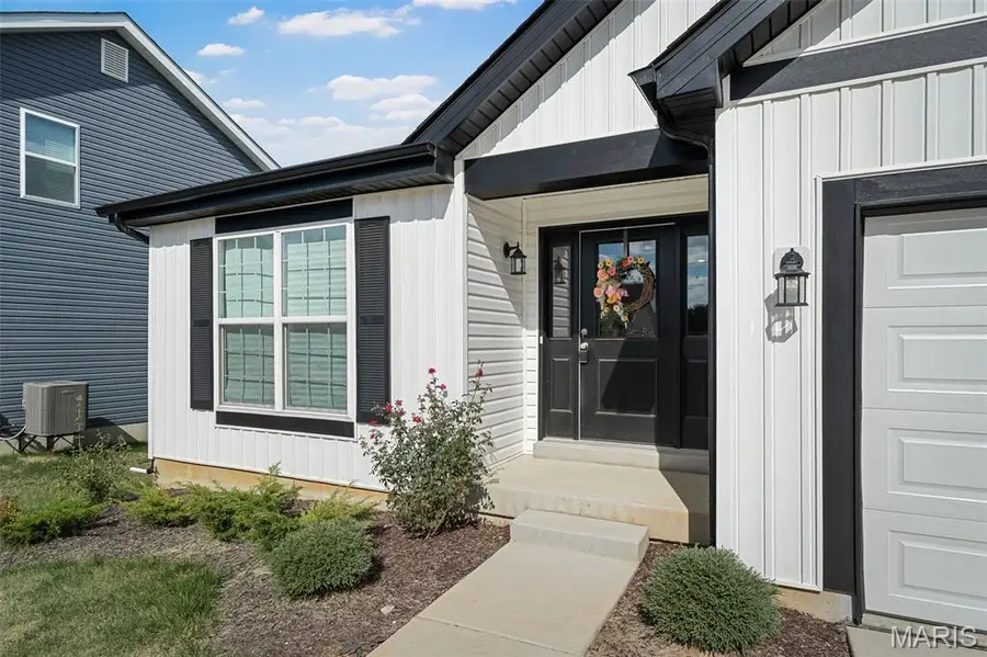 506 Westhaven Manor Drive, Wentzville, MO 63385 - #3