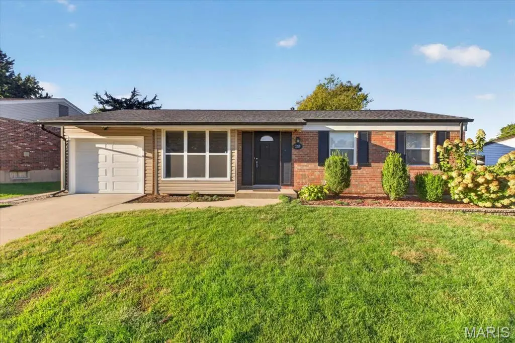 3219 Edgeworth Lane, Saint Charles, MO 63301 - #1