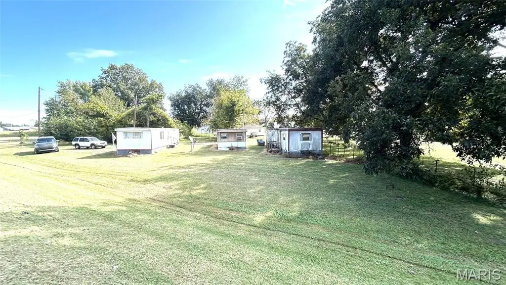 334-336 Grissom, Dexter, MO 63841 - #1