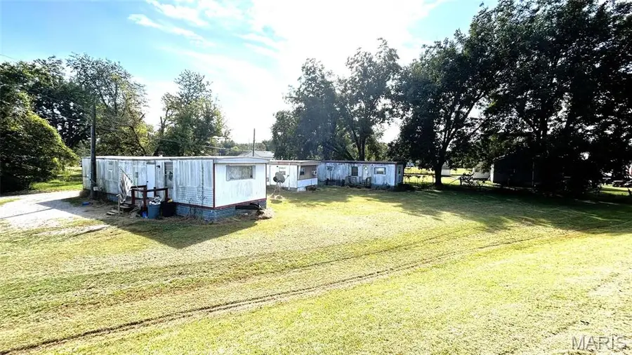 334-336 Grissom, Dexter, MO 63841 - #3