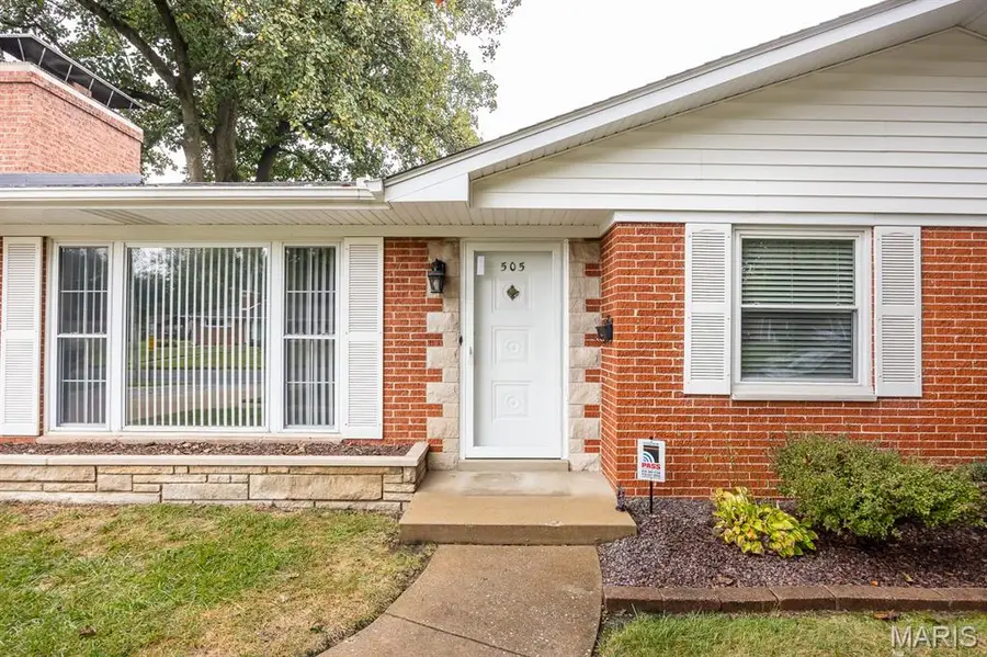 505 Southgate Drive, Belleville, IL 62223 - #2