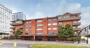250 S Brentwood Boulevard #2E, Clayton, MO 63105 - #2