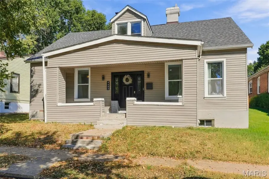 4443 Itaska Street, Saint Louis, MO 63116 - #2