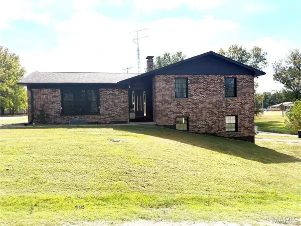 701 S Ridge Avenue, Steeleville, IL 62288