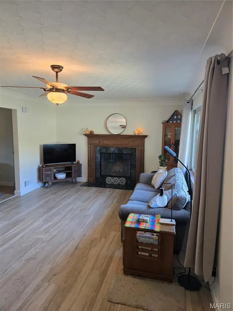 2288 Gary Avenue, Granite City, IL 62040 - #3
