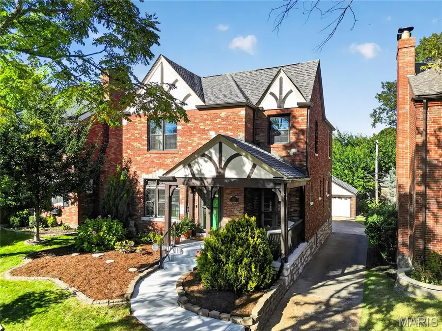 7821 Cornell Avenue, Saint Louis, MO 63130 - #2