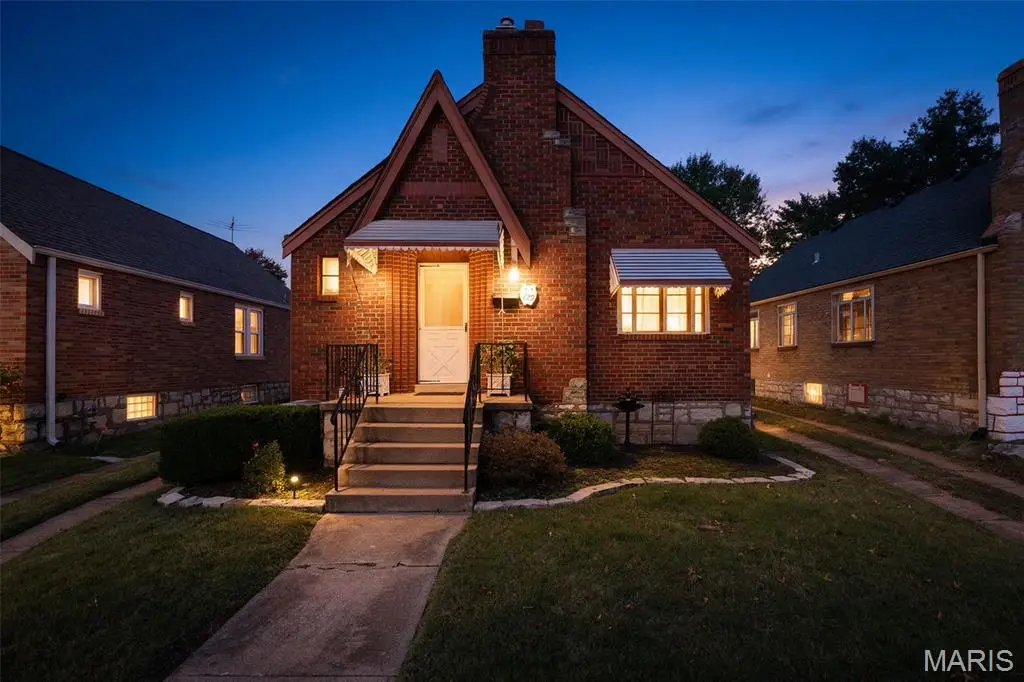729 Zeiss, Saint Louis, MO 63125 - #1