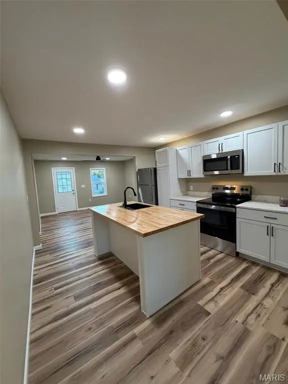 811 Mckinley Avenue, Moberly, MO 65270 - #2