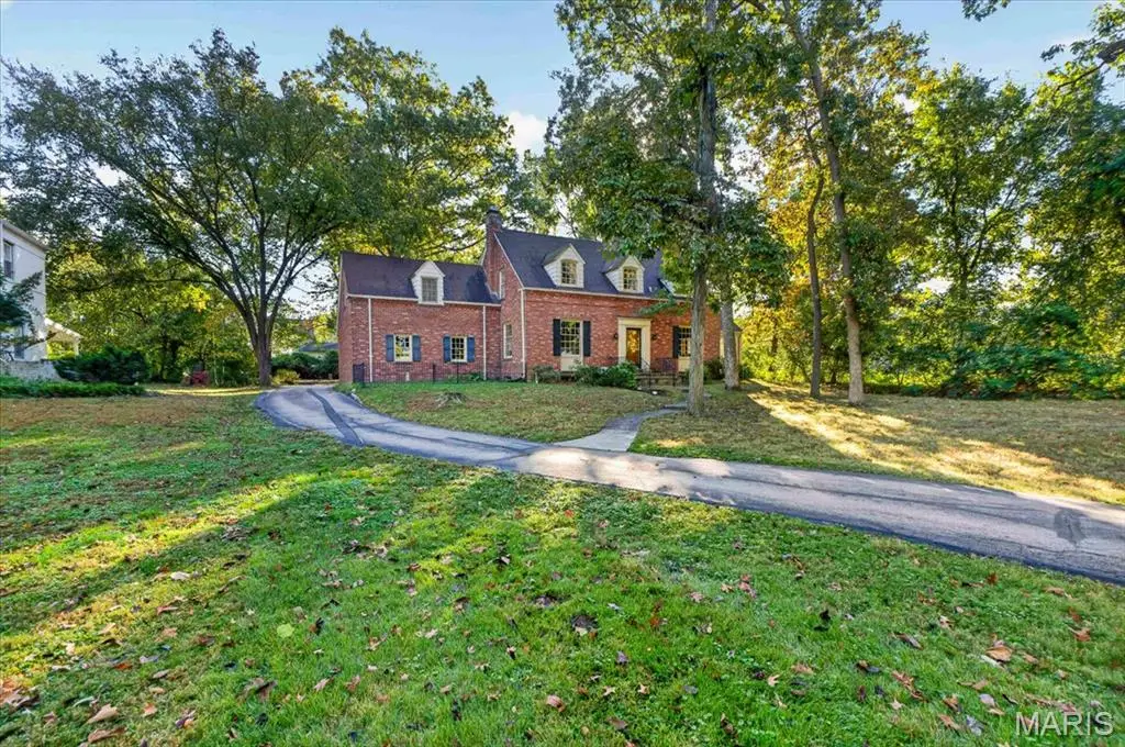 1236 S Geyer Road, Kirkwood, MO 63122 - #1