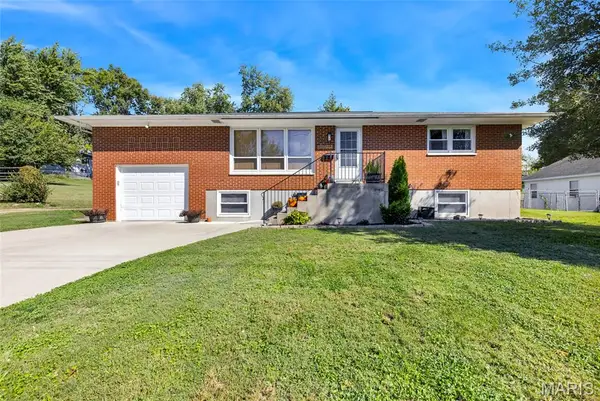 236 S Riebeling Street, Columbia, IL 62236